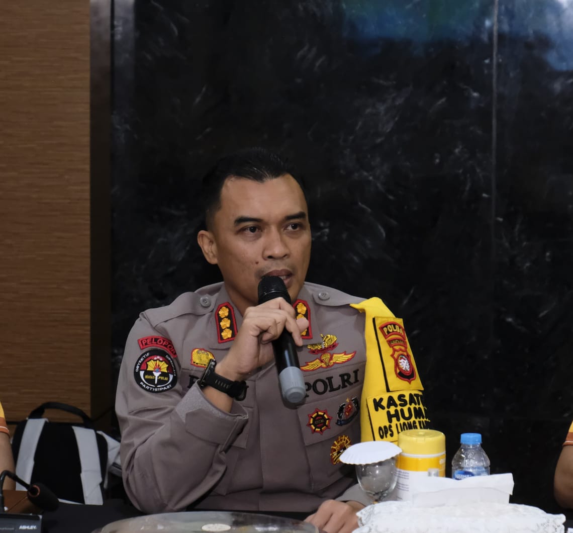 Polda Kalbar Lakukan Mutasi Besar, 32 Pejabat Termasuk Kapolres dan Pamen Berganti Posisi