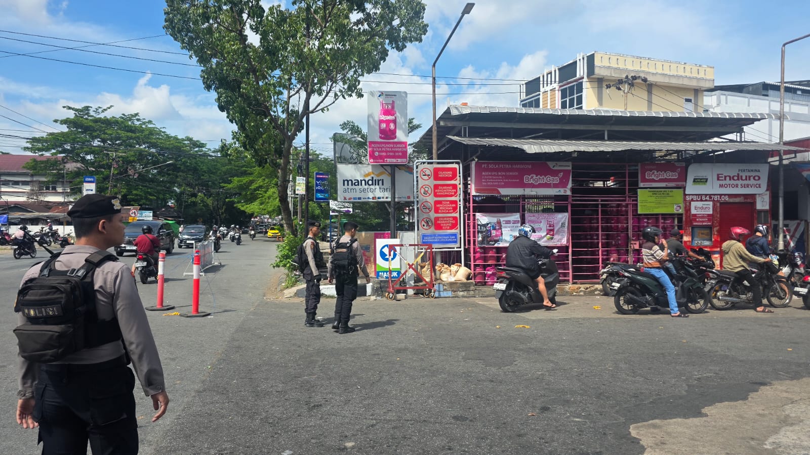 Patroli Enggang Polresta Pontianak Tingkatkan Sambang dan Dialogis Antisipasi Kejahatan Saat Libur Idulfitri 1447 H