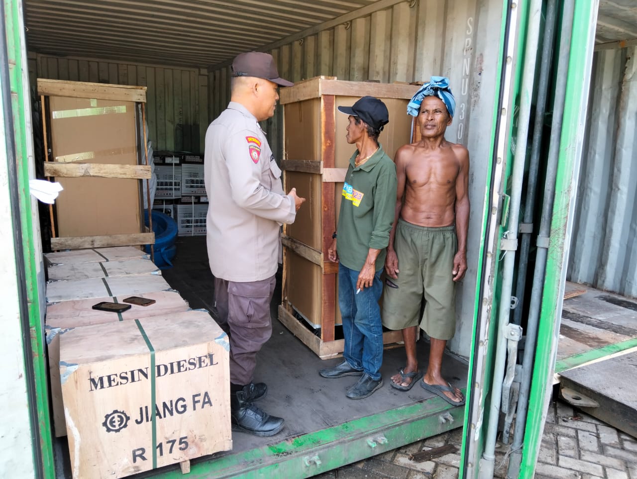 Antisipasi Gangguan Kamtibmas, Personel Polsek Pelabuhan Laksanakan Patroli Dialogis di Wilayah Sukabangun