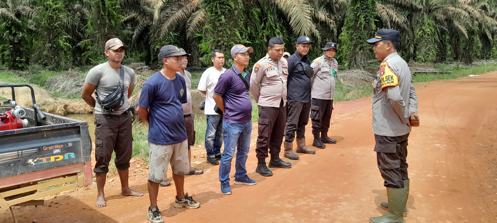 Kapolsek Sungai Laur Cek Kesiapan Sarpras Penanggulangan Karhutla di Wilayah Perusahaan