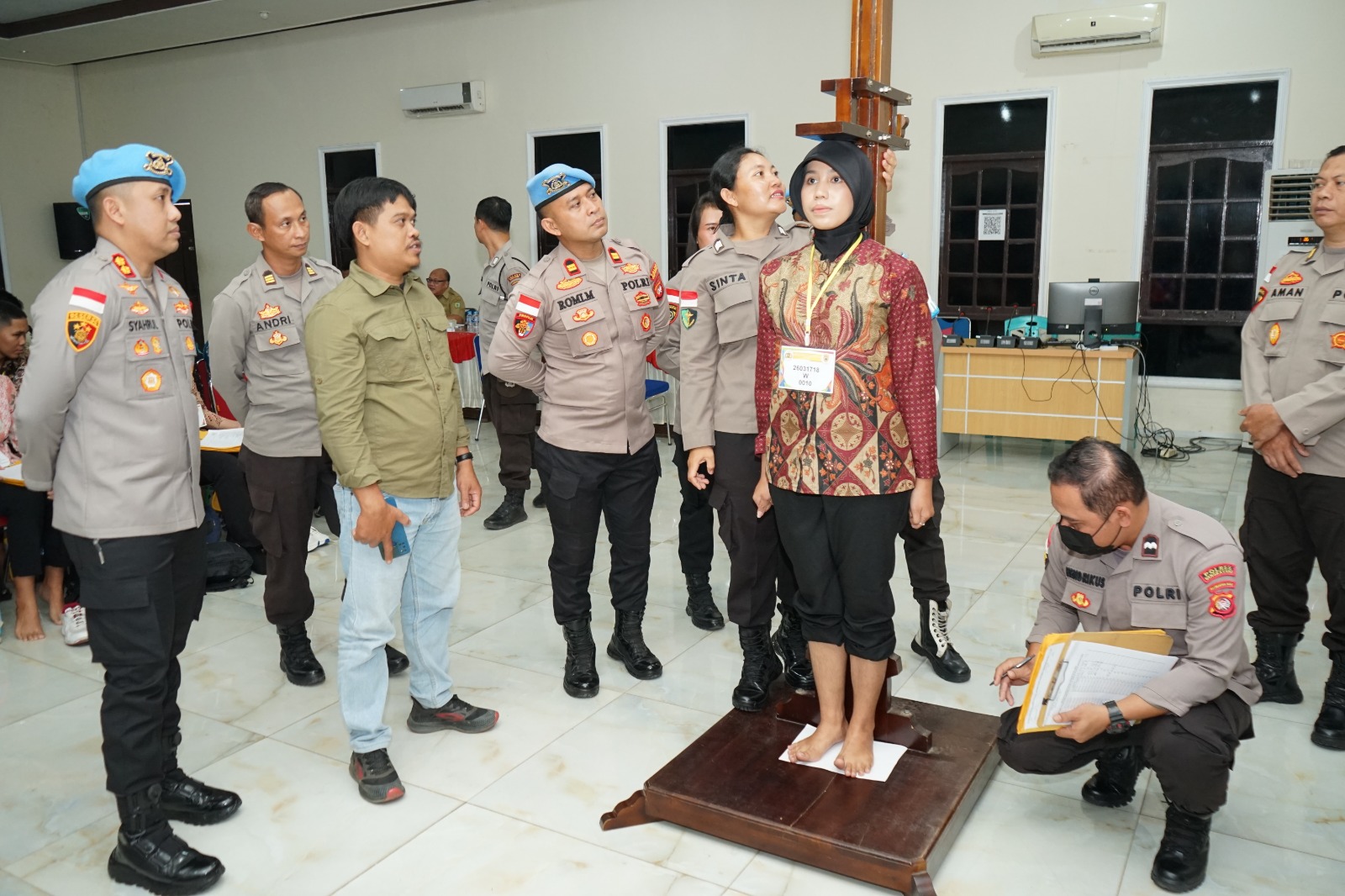 Seleksi Awal Anggota Polri 2026 di Bengkayang Dimulai, 102 Peserta Ikuti Pemeriksaan Administrasi