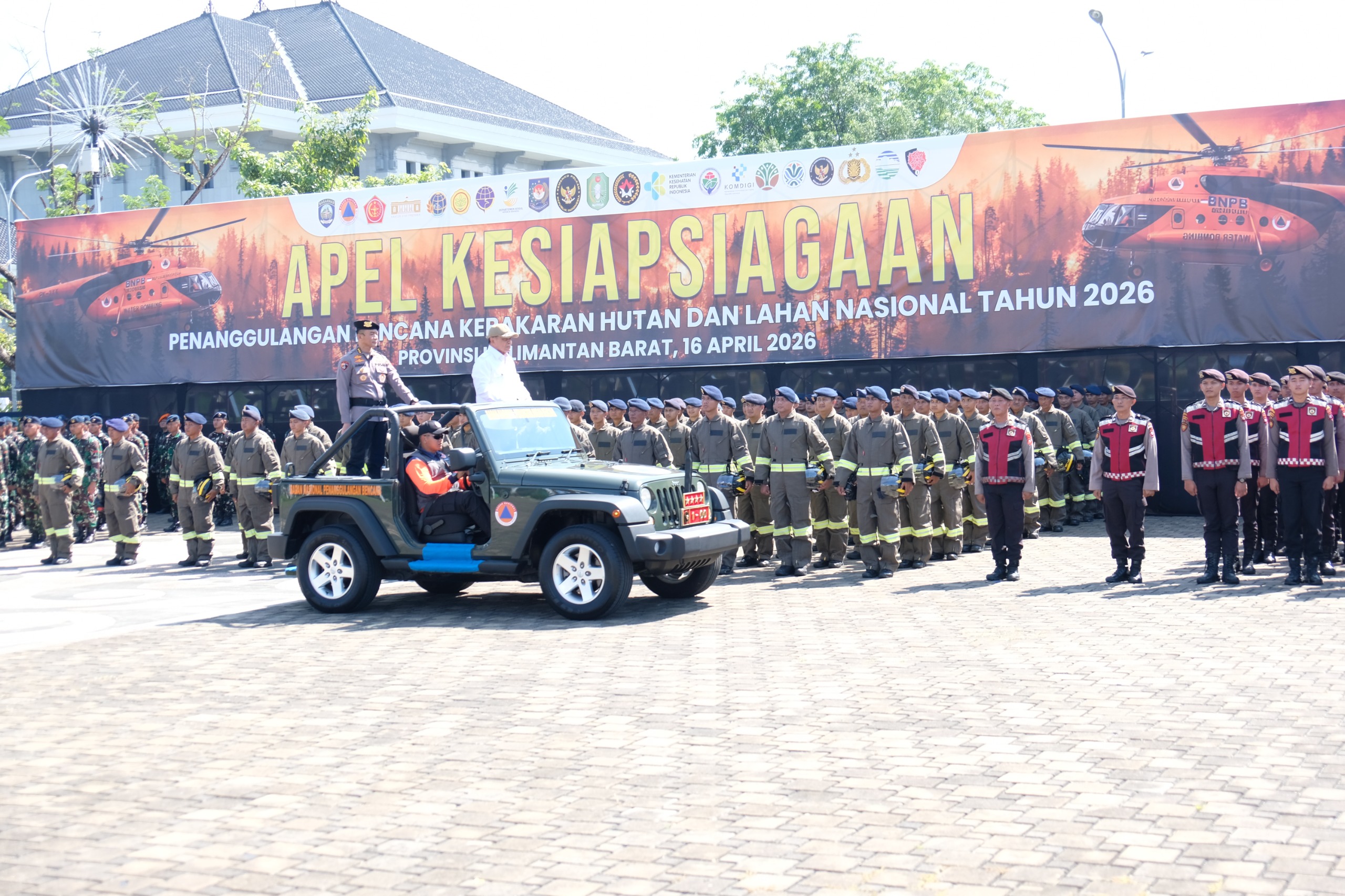 Padamkan Sebelum Membesar: Strategi Mitigasi Dini Menko Polkam Hadapi Kemarau