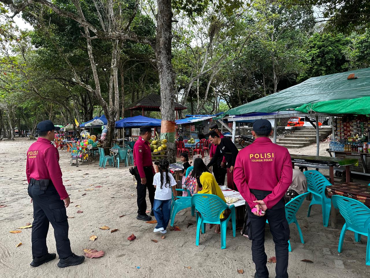 Polres Singkawang Intensifkan Patroli Wisata, Jamin Keamanan Pengunjung Saat Akhir Pekan