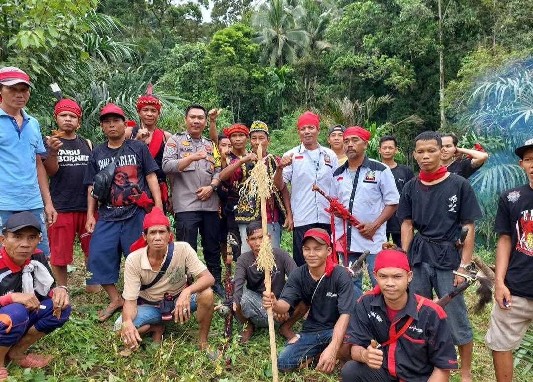Dua Hari Kampung ‘Sunyi’, Polres Singkawang Kawal Ritual Adat di Singkawang Timur