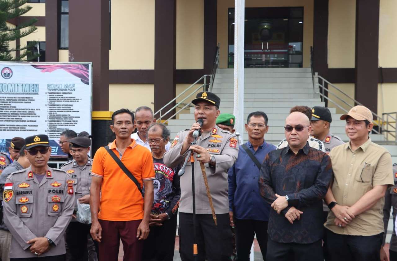 Aksi Damai di Mapolres Sanggau Berlangsung Kondusif, Kapolres: Aspirasi Masyarakat Akan Dikoordinasikan ke Polda