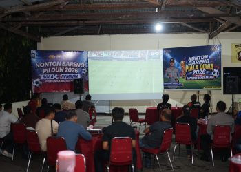 Polres Bengkayang Gelar Nobar Piala Dunia 2026, Warga Antusias Saksikan Laga Swiss Vs Qatar
