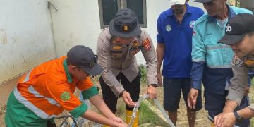 Polsek Mempawah Hulu Bangun Sumur Bor Polri Presisi, Bantu Warga Akses Air Bersih