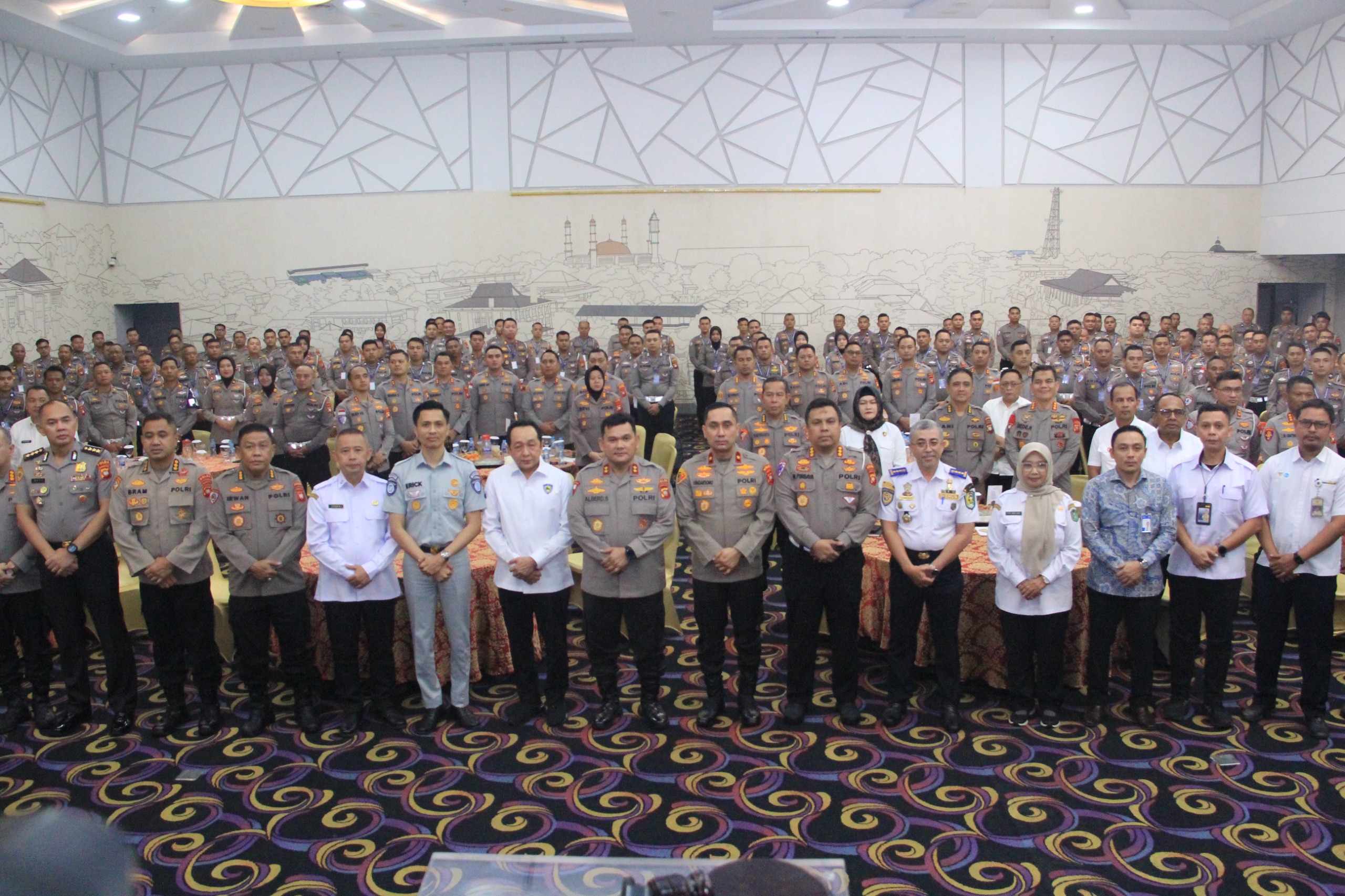 Kapolda Kalbar Buka Rakernis Fungsi Lantas T.A 2026, Tekankan Polantas Harus Jadi Problem Solver